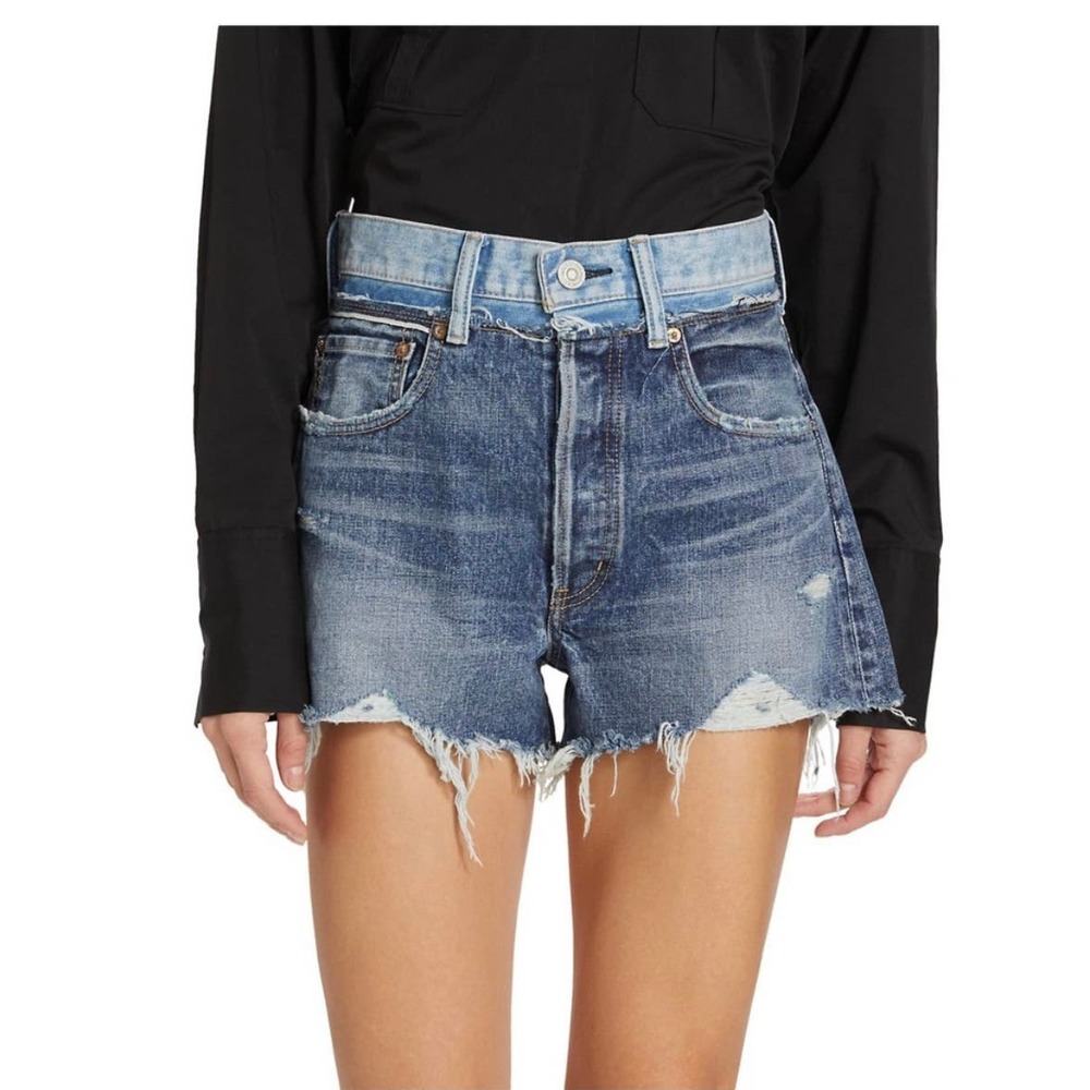 NWT - Moussy Vintage Lewiston Frayed Hem Jean Shorts in 110 Blue 29